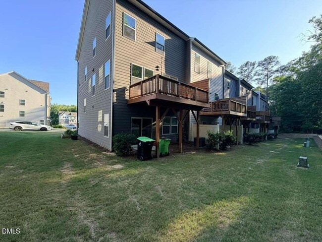 Building Photo - 2012 Van Hook Ln
