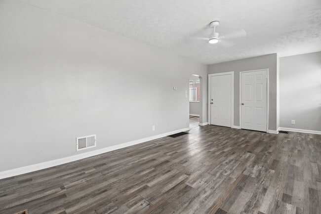 Building Photo - 375 S Chase Ave