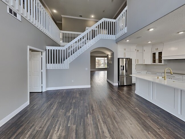 Building Photo - 1735 White Heron Bay Cir