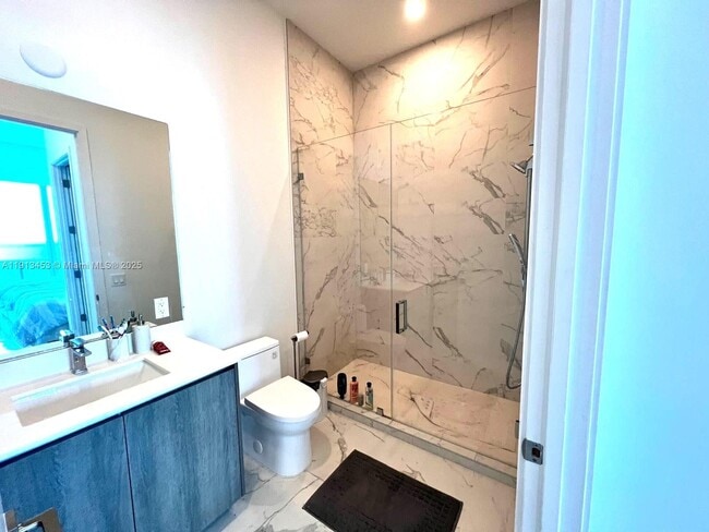 Building Photo - 17550 Collins Ave