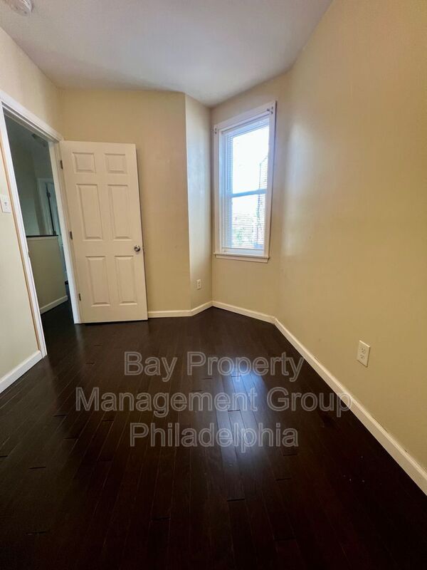 Building Photo - 7275 Saybrook Ave