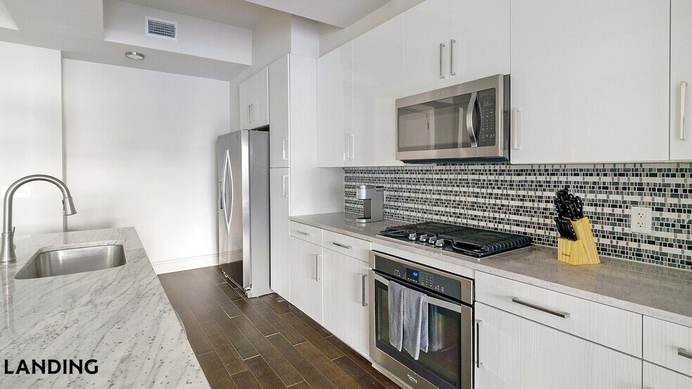 Building Photo - 1414 Wood Hollow Dr