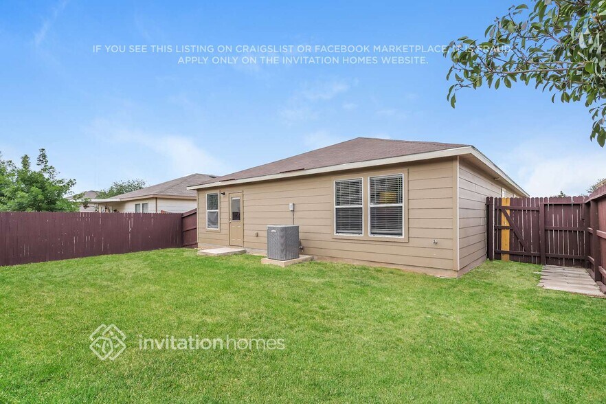 Building Photo - 11907 Wildcat Cove