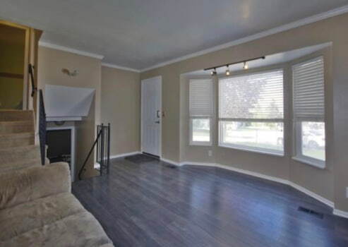 Building Photo - "Perfect 3-Bed Home with Gleaming Hardwood...
