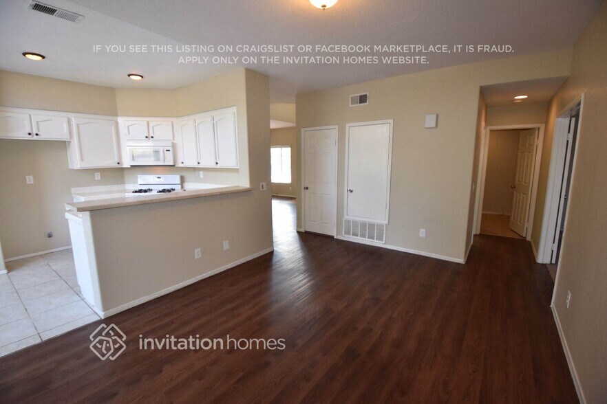 Building Photo - 10432 Brookmead Dr