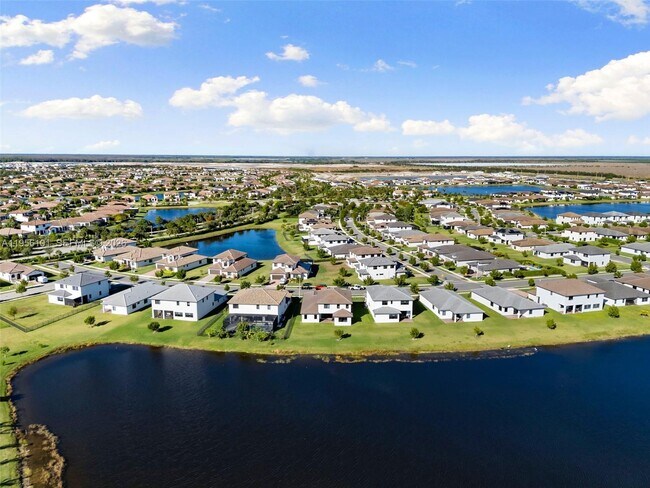 Building Photo - 5089 Gambero Wy