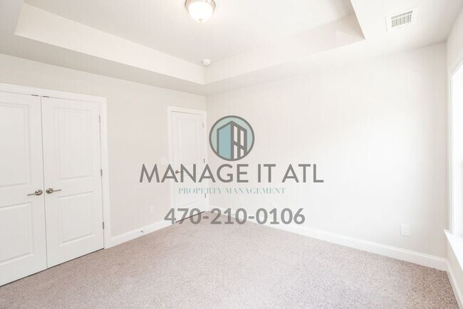 Building Photo - Elegant 4 bedroom Townhome in Chamblee clo...