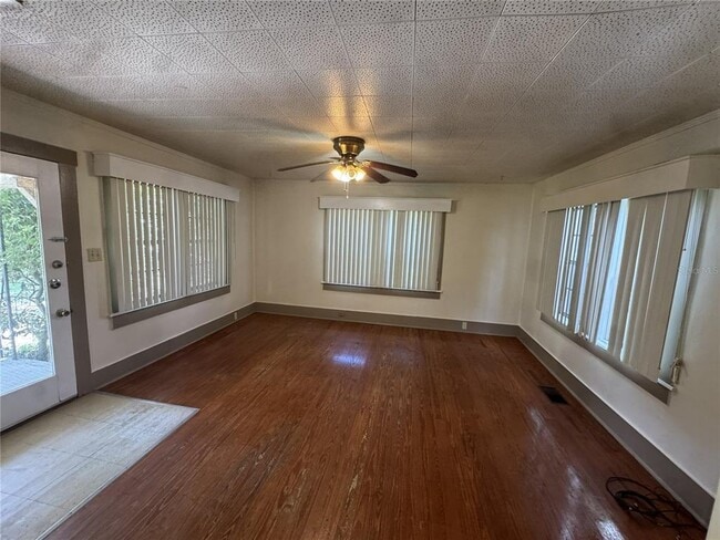 Building Photo - 4025 SW 20th Dr