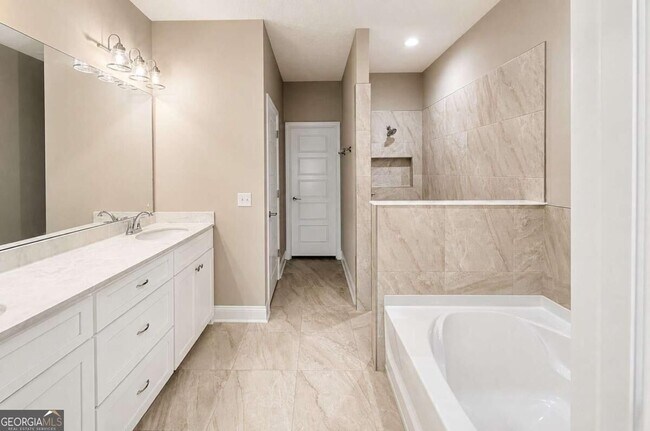 Building Photo - 152 The Villas Wy