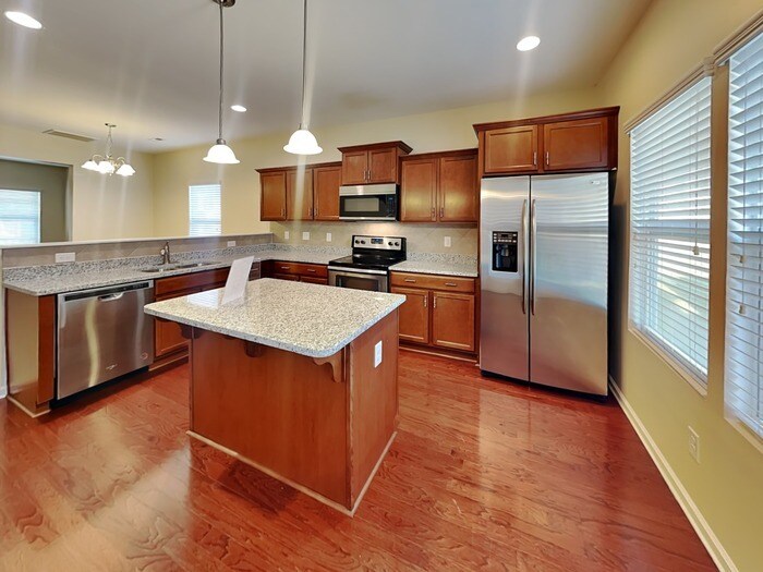 Building Photo - 11503 McDunkeld Dr