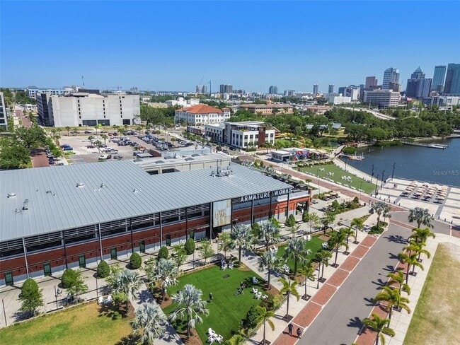 Building Photo - 318 E Patterson St