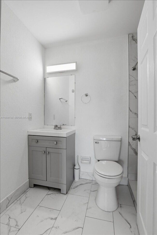 Building Photo - 6530 W 27th Ave