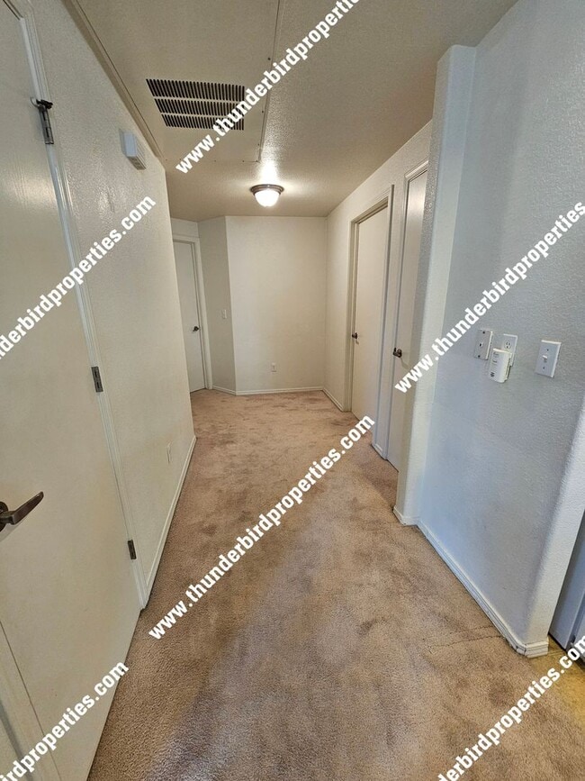 Building Photo - Available soon!!! Nice 2 Bedroom, 2 Bathroom, 1 Car Garage and 1,157 Sq Ft. Condo in Gated Commun...