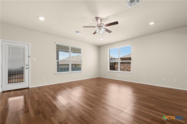Building Photo - 2610 Bargello St