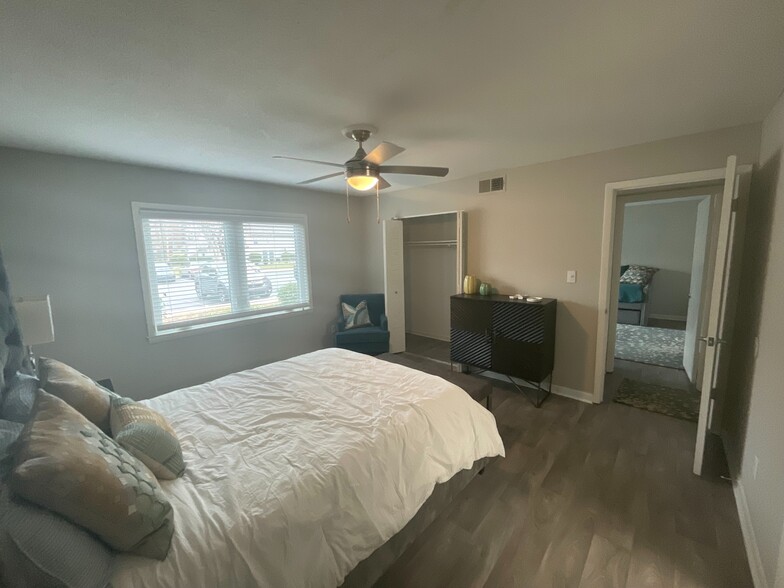 Master Bedroom - West Wind