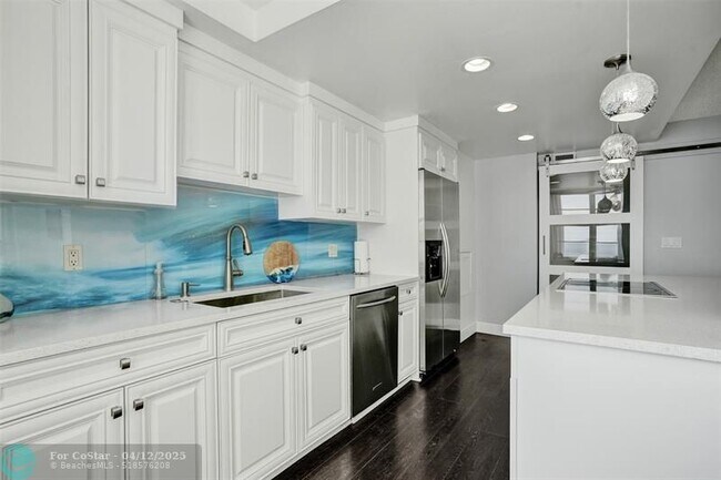 Building Photo - 4280 Galt Ocean Dr