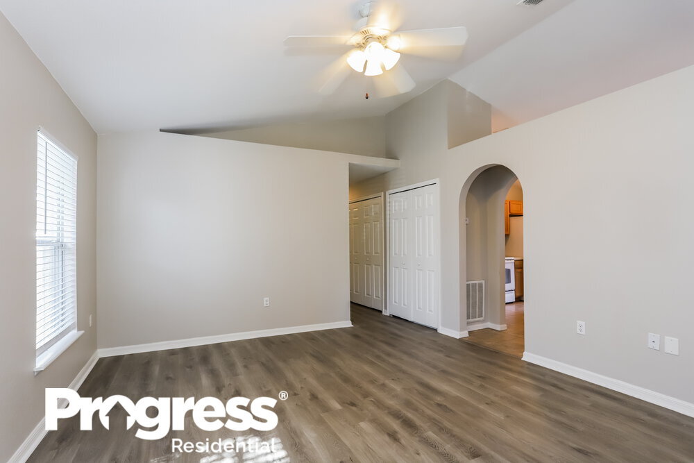 Building Photo - 17031 Ongar Ct