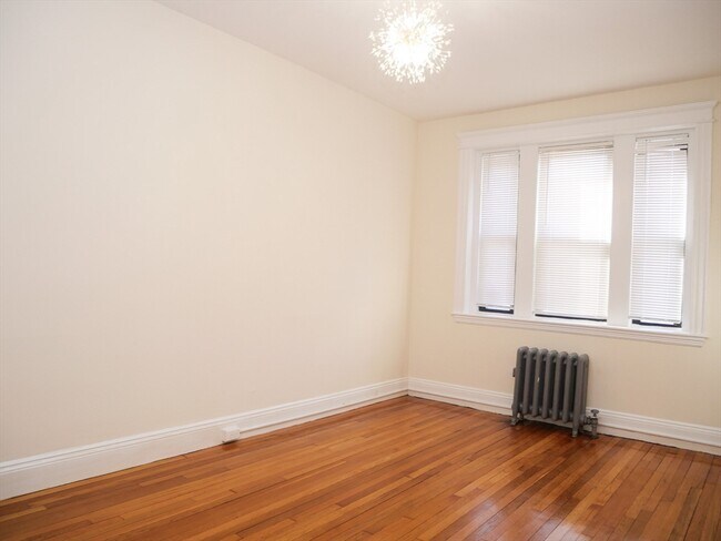 Building Photo - 223 St Paul St