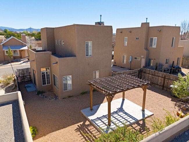 Building Photo - 4138 Big Sky Rd