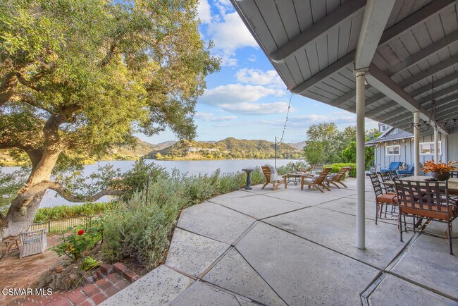 Building Photo - 498 Lake Sherwood Dr