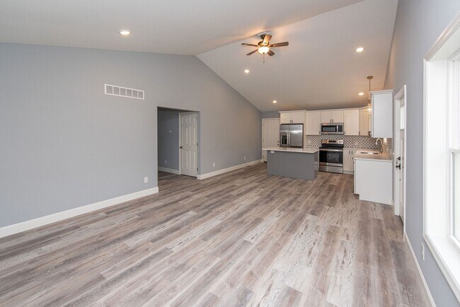 Building Photo - College Hill- New Construction! Stunning 3...