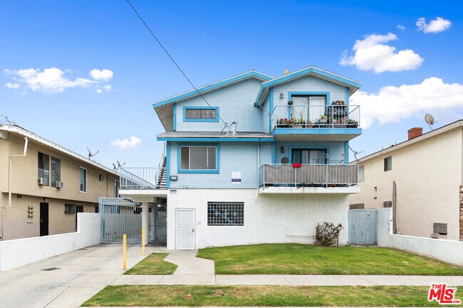 Building Photo - 11716 Oxford Ave