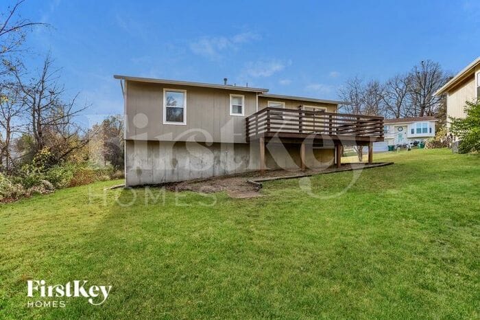 Building Photo - 2105 Barrington Ct S