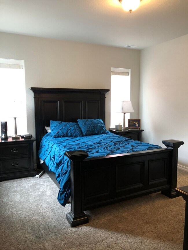 Building Photo - 3bd, 2.5ba 2car West Side Beauty, Built in 2019, Close to Downtown