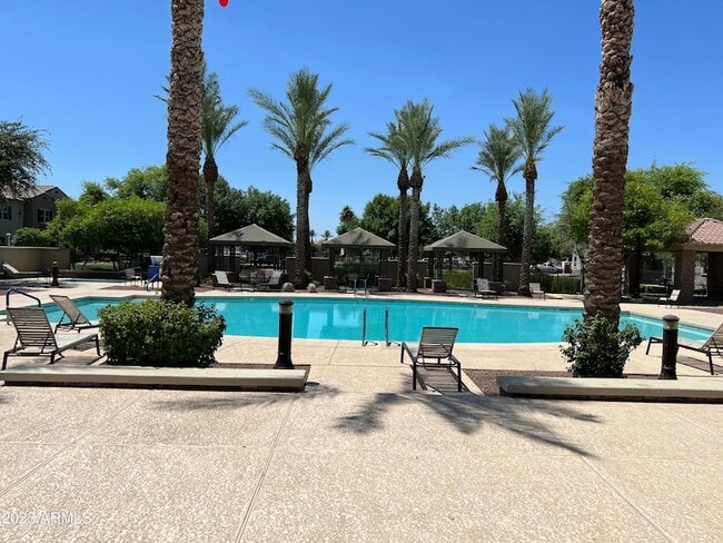 Building Photo - 1822 E Chelsea Ln