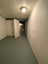 Building Photo - 1682 W 15th St