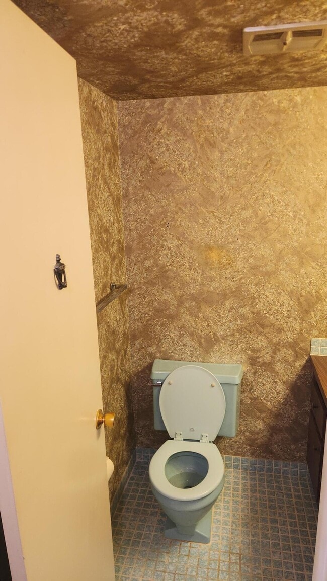 Building Photo - 4751 NW 21st St