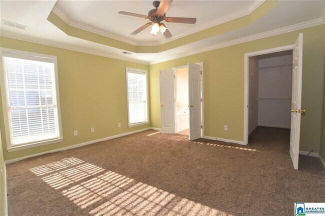 Building Photo - 211 Silver Creek Pkwy