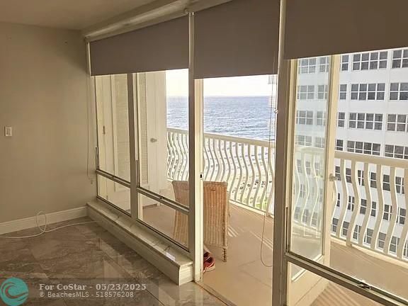 Building Photo - 4020 Galt Ocean Dr