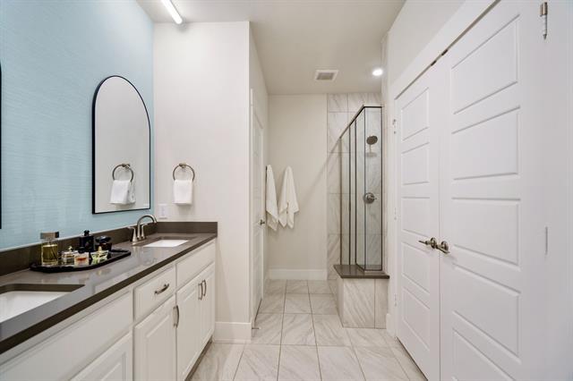 Building Photo - 761 Cavitt Ct