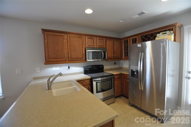 Building Photo - 1889 Sandal Brook Rd