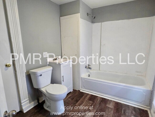 Building Photo - 2409 N 18th St