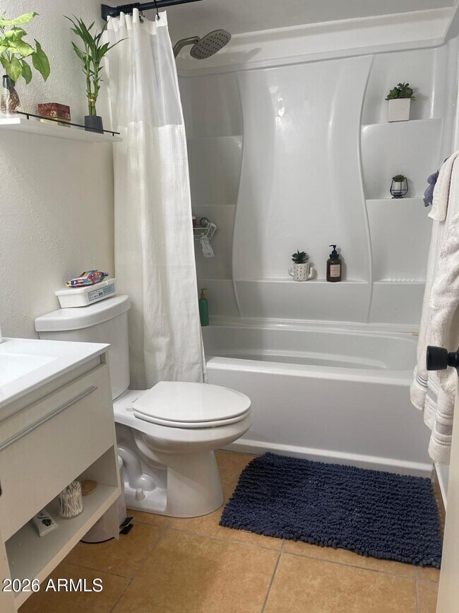 Building Photo - 15408 N 23rd St