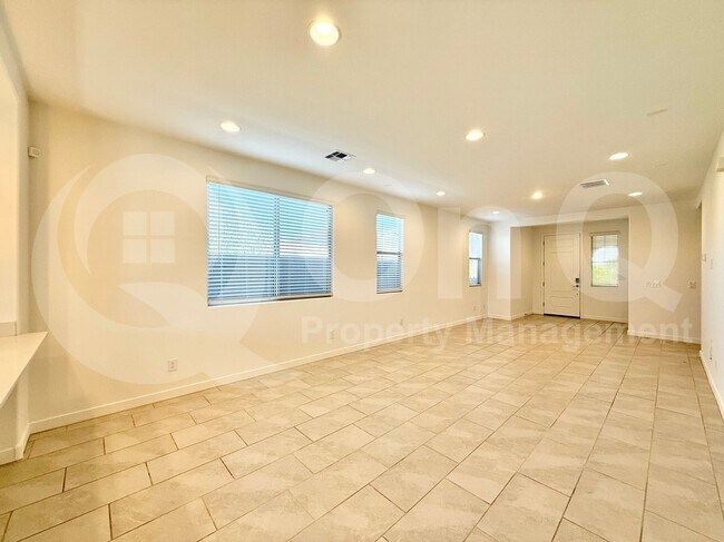 Building Photo - 9432 W Roma Ave