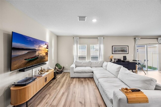 Building Photo - 7798 Peace Lily Ave