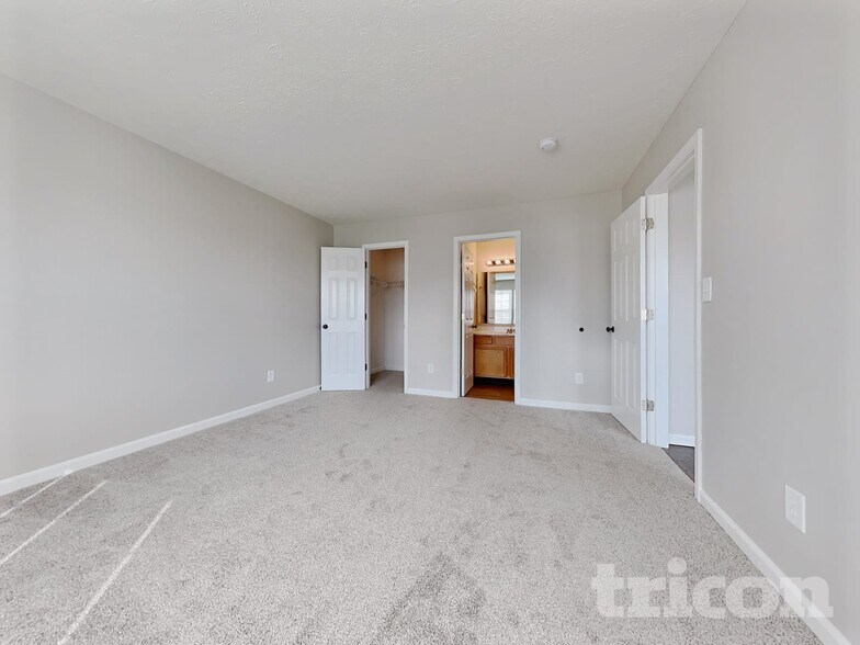 Building Photo - 2240 Prairie Fire Ln