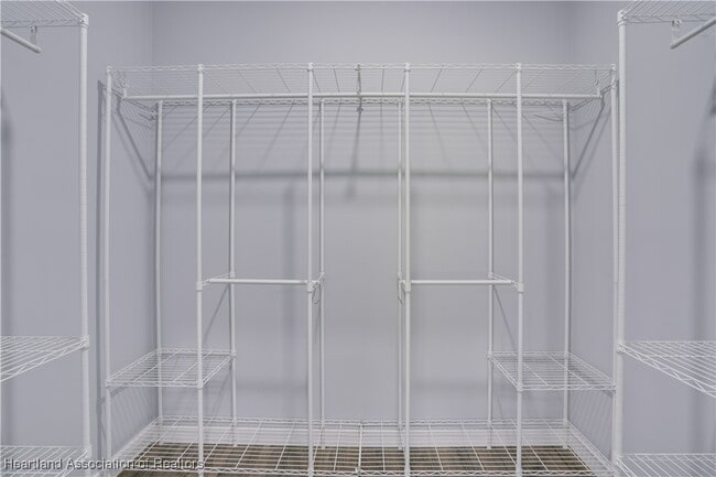 Building Photo - 3905 Barbarossa Ave