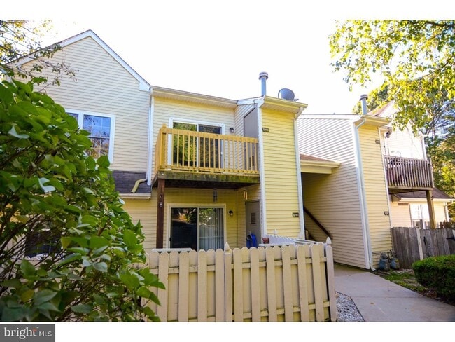 Building Photo - 1094 Tristram Cir