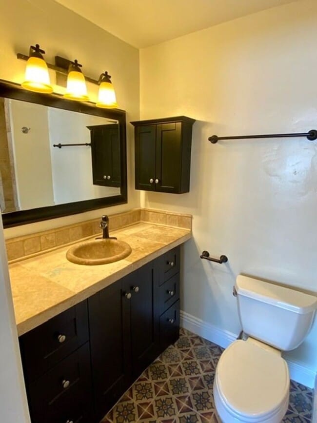 Building Photo - Newly Renovated Two Bed, Two bath La Costa...