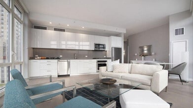 Building Photo - 42 W 33rd St