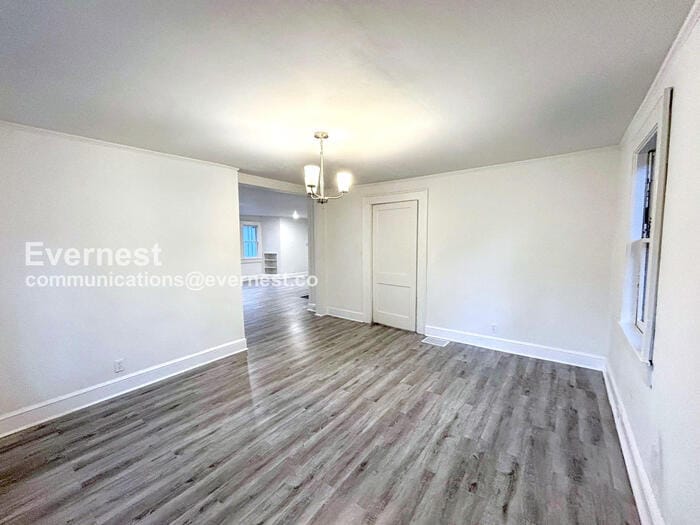 Building Photo - 1026 Lynhurst Dr SW