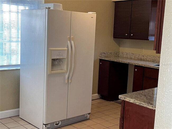 Building Photo - 4407 Signal Hill Rd