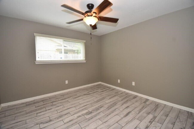 Building Photo - 1031 Red Rock Canyon Dr