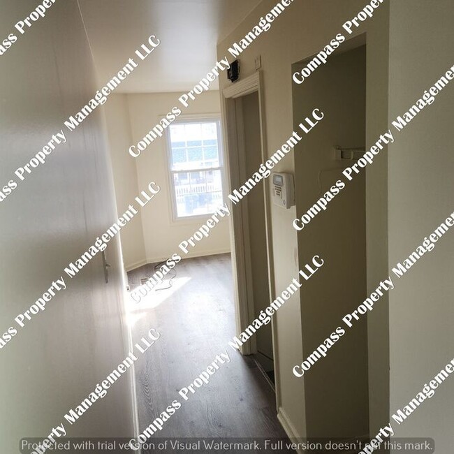 Building Photo - $1395- 3 Bed, 2 Bath Townhouse - Coatesville