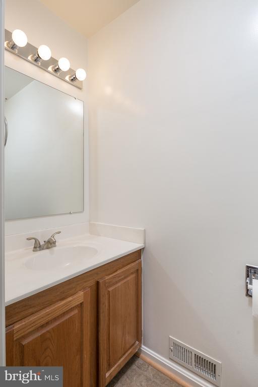 Building Photo - 6892 Kerrywood Cir