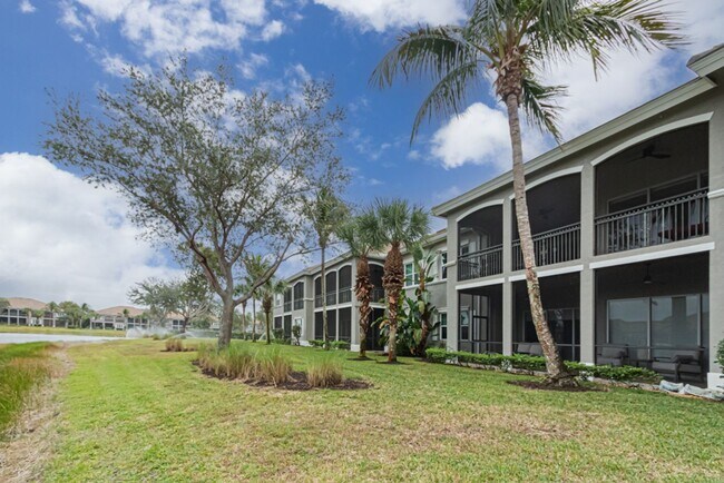 Building Photo - Seasonal Fully Furnished Luxury Home in Fiddler's Creek - AVAIL NOW